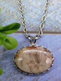 GENUINE STONE PENDANT ON CHAIN NECKLACE ROCK STONE LAPIDARY SPECIMEN