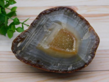 BRAZILIAN AGATE ROCK STONE LAPIDARY SPECIMEN