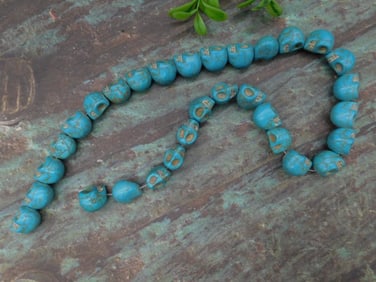 STONE SKULL BEADS ROCK STONE LAPIDARY SPECIMEN