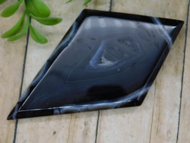 BLACK SARDONYX DIAMOND CUT ROCK STONE LAPIDARY SPECIMEN