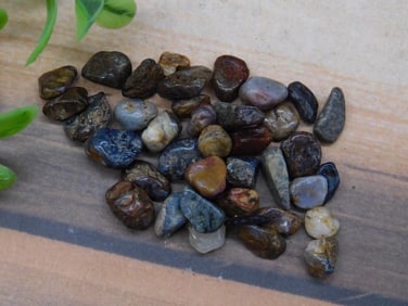 PIETERSITE ROCK STONE LAPIDARY SPECIMEN