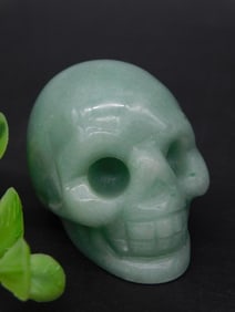 Small Carved Green Stone Skull Figurine, 40 Grams