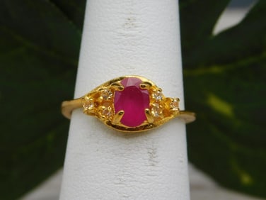 GENUINE STONE RING SIZE 6