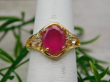 GENUINE STONE RING SIZE 6