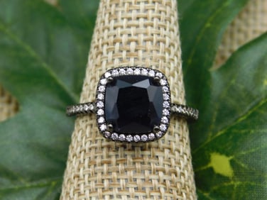 GENUINE STONE RING SIZE 8