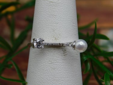 GENUINE STONE RING SIZE 7