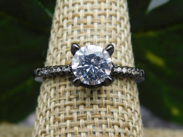 GENUINE STONE RING SIZE 8