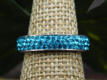 GENUINE STONE RING SIZE 6