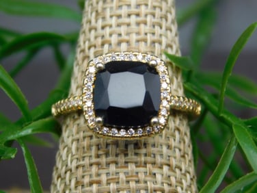 GENUINE STONE RING SIZE 7