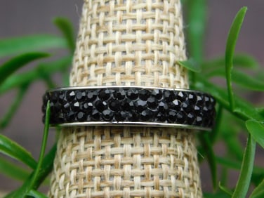 GENUINE STONE RING SIZE 6