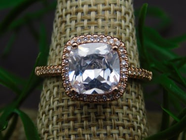 GENUINE STONE RING SIZE 8