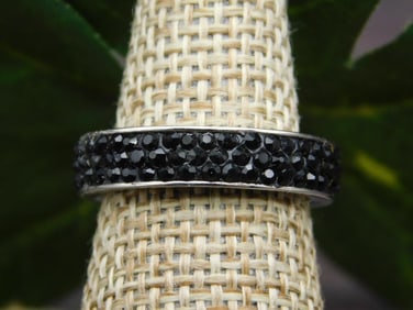 GENUINE STONE RING SIZE 6