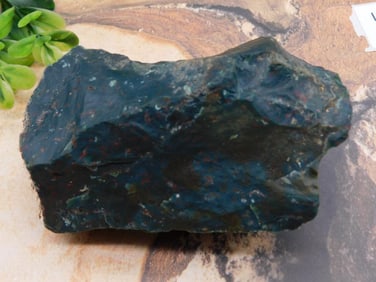 BLOODSTONE ROCK STONE LAPIDARY SPECIMEN