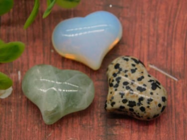 STONE HEARTS ROCK STONE LAPIDARY SPECIMEN