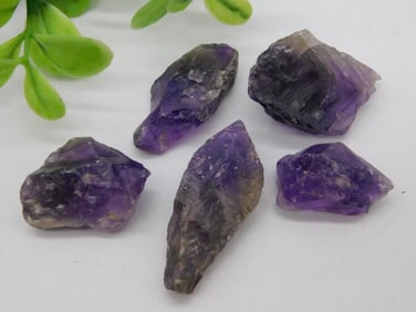 AMETHYST ROCK STONE LAPIDARY SPECIMEN