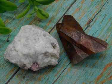 MIXED ROUGH ROCK STONE LAPIDARY SPECIMEN