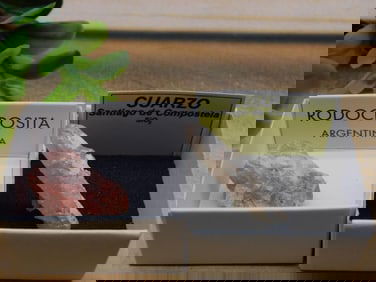 MIXED LOT ROCK STONE LAPIDARY SPECIMEN