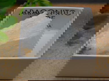 GREEN ARAGONITE ROCK STONE LAPIDARY SPECIMEN