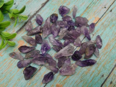 AMETHYST ROCK STONE LAPIDARY SPECIMEN