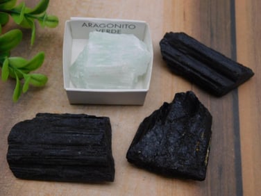 MIXED LOT ROCK STONE LAPIDARY SPECIMEN