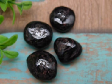 ROCK STONE LAPIDARY SPECIMEN