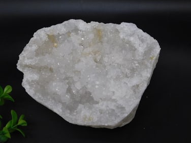GEODE ROCK STONE LAPIDARY SPECIMEN