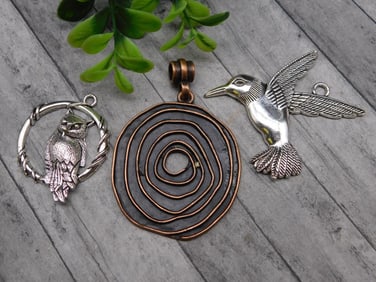 MIXED PENDANTS