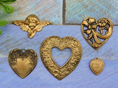 MIXED METAL FINDINGS