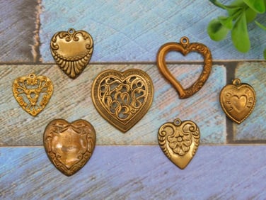 MIXED METAL FINDINGS