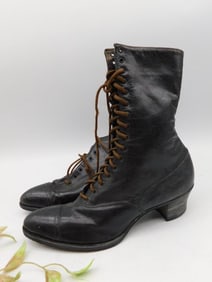 Black Leather Lace-Up Boots With Stacked Heels