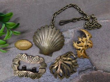 Lot of Vintage-Style Metal Accessories and Jewelry Pieces