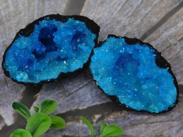 Blue Geode Rock Stone Lapidary Specimen Cluster with Crystalline Interior