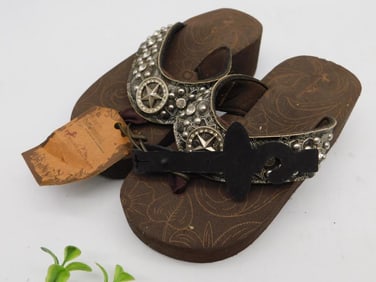 Montana West Sandals with Embellished Star Design