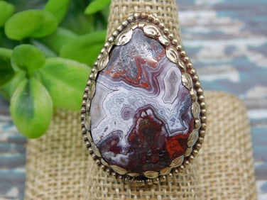 MEXICAN LACE ADJUSTABLE RING ROCK STONE LAPIDARY SPECIMEN