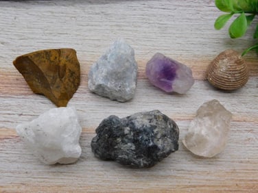 MIXED ROUGH ROCK ROCK STONE LAPIDARY SPECIMEN