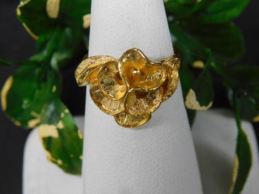 GOLDTONE RING ROCK STONE LAPIDARY SPECIMEN