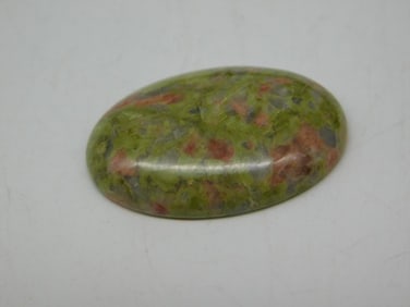 GASPEITE CABOCHON ROCK STONE LAPIDARY SPECIMEN