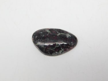 EUDIALYTE CABOCHON ROCK STONE LAPIDARY SPECIMEN