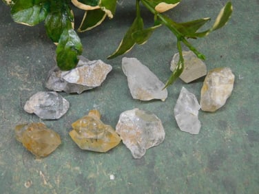 HERKIMER DIAMONDS ROCK STONE LAPIDARY SPECIMEN