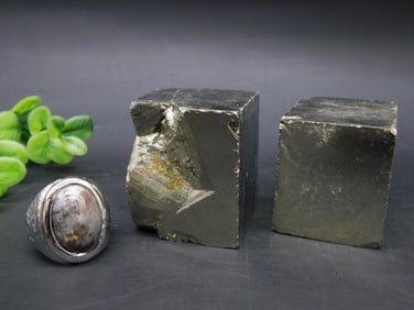 MIXED LOT ROCK STONE LAPIDARY SPECIMEN