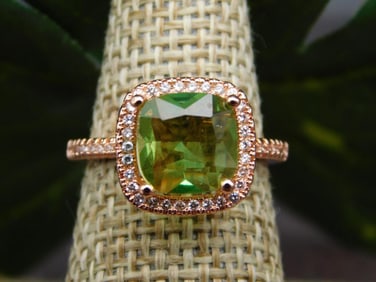 GENUINE STONE RING SIZE 6