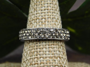 GENUINE STONE RING SIZE 6
