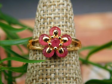 GENUINE STONE RING SIZE 4