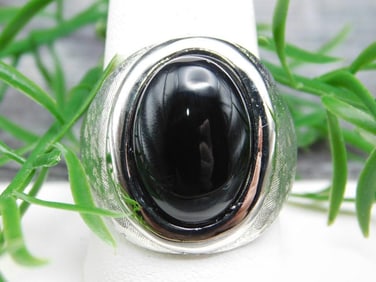 OBSIDIAN RING ROCK STONE LAPIDARY SPECIMEN
