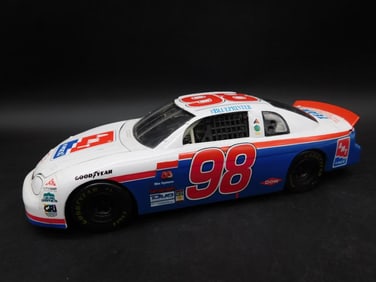 AMT 1:25 Scale #98 Team Monte Carlo Race Car Model
