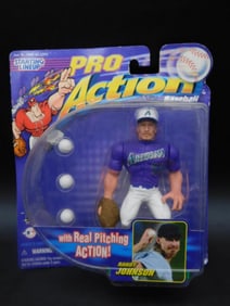 Starting Lineup Pro Action Figure With Pitching Action