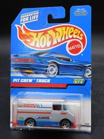 Hot Wheels Pit Crew Truck in Original Packaging