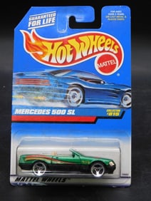 Hot Wheels Mercedes 500 SL Car #815 in Original Packaging