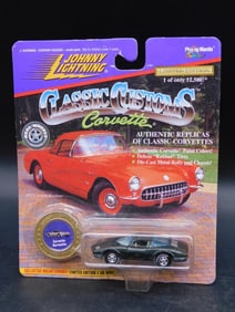 Johnny Lightning Classic Corvettes 1957 Roadster Die-Cast