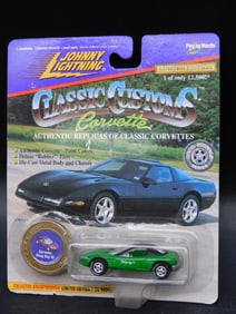 Johnny Lightning Classic Customs Corvette Limited Edition